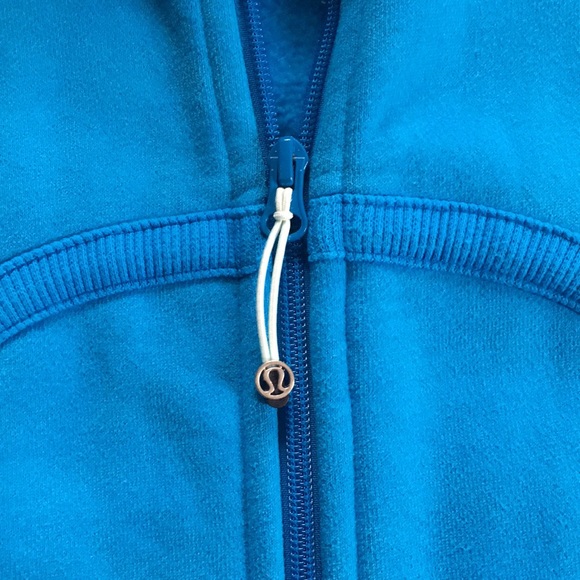 Lululemon - Suns Out Guns Out Vest - Blue - Picture 3 of 7